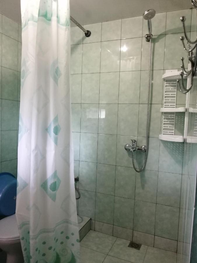 Мини-Отель На Агрба 22А Pizunda Esterno foto
