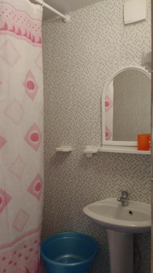 Мини-Отель На Агрба 22А Pizunda Esterno foto